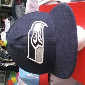 Seattle Seahawks sz 7 5/8 $28+ free hat .